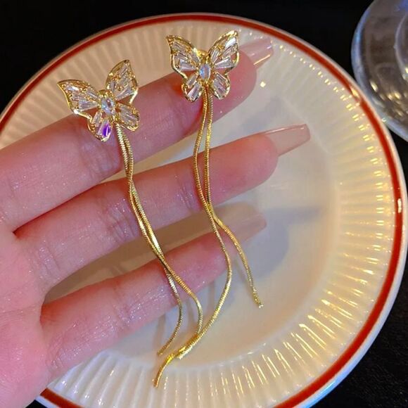 Butterfly Long Tassle Drop Dangle White Baguette Diamond Stud 14K Gold Earrings  - Picture 1 of 4